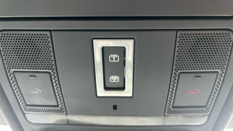 Land Rover Range Rover Evoque 1.5 P300e Autobiography 5dr Auto Hatchback